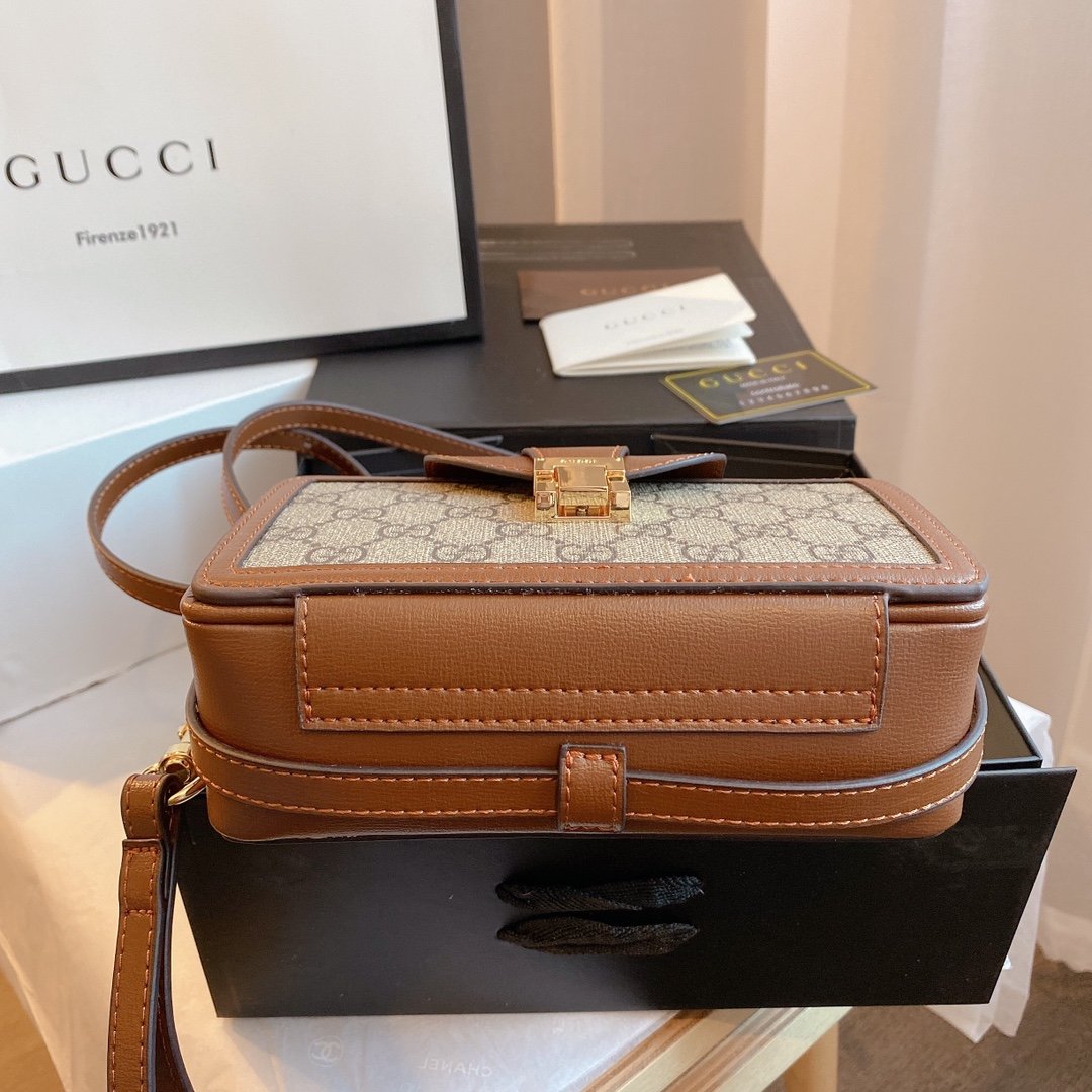 Designer Handbags GI 272