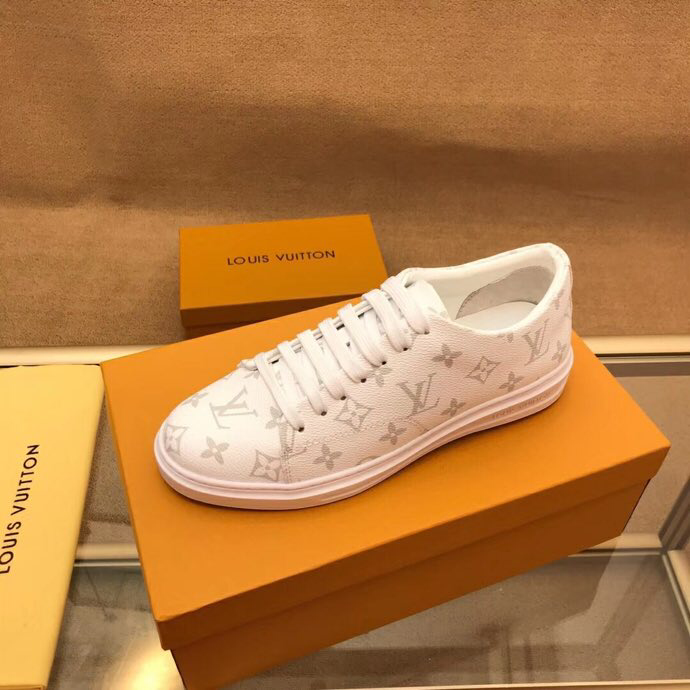 PT - High Quality Luv Sneaker 062