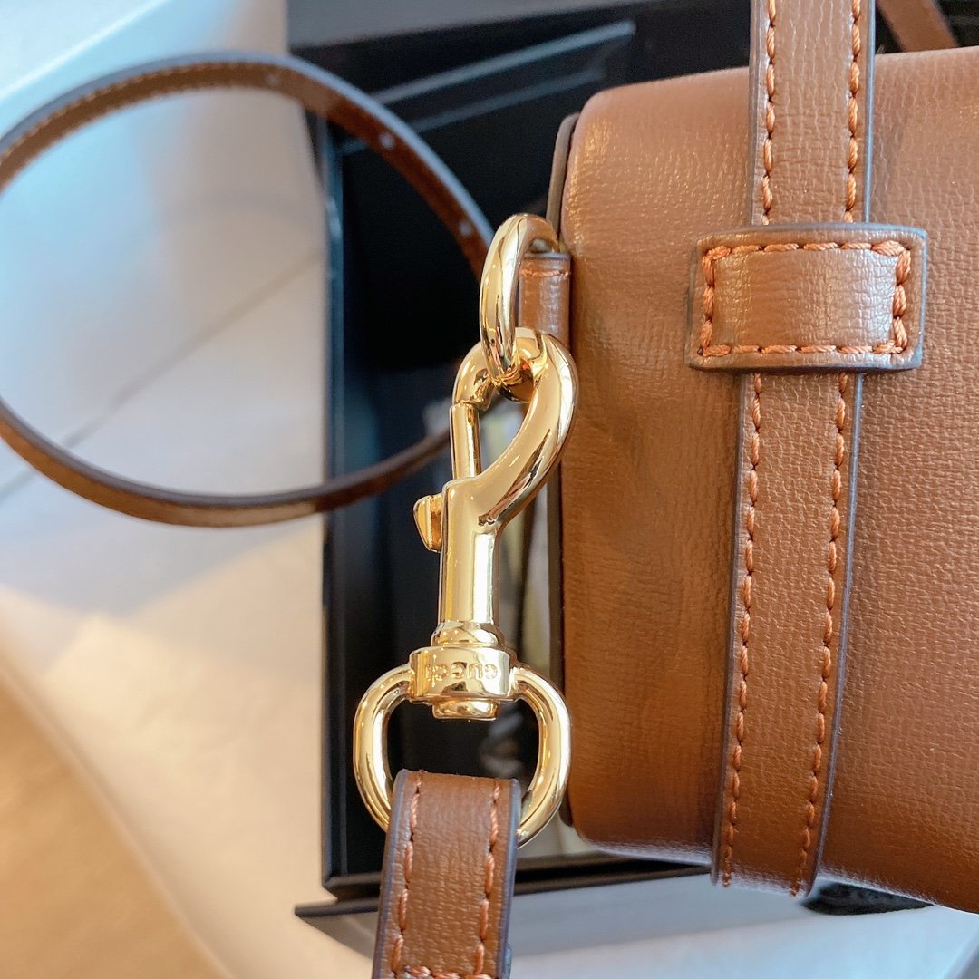 Designer Handbags GI 272
