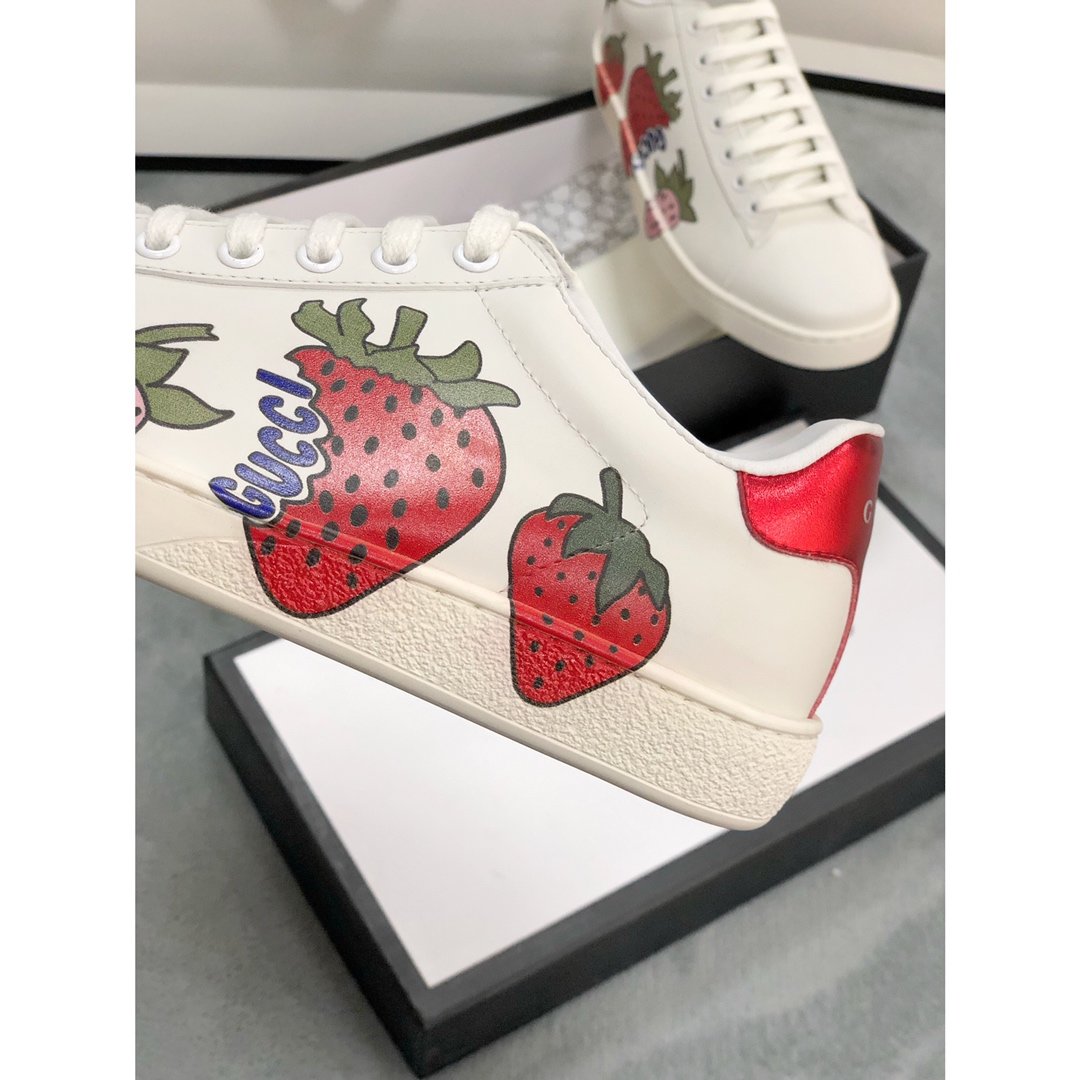 BL-GCI ACE STRAWBERRY MIRROR Sneaker 085