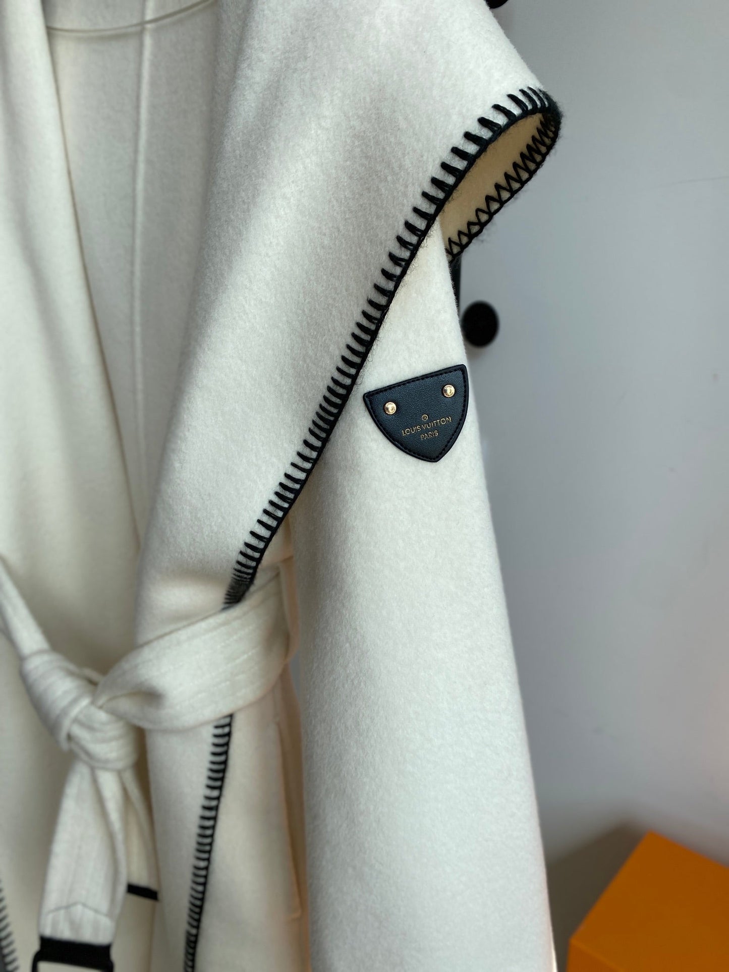High Quality LUV Wrap Coat 028