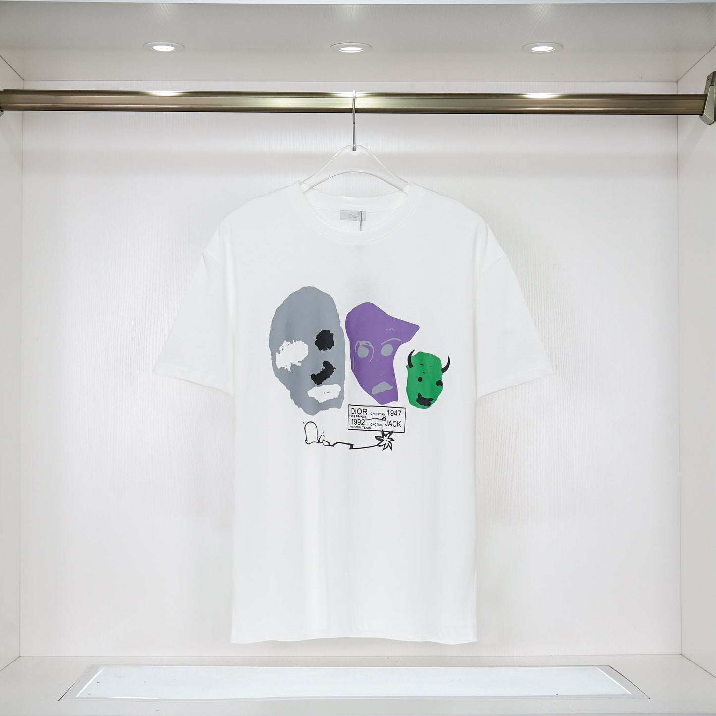 Luxury DR T-shirt 074