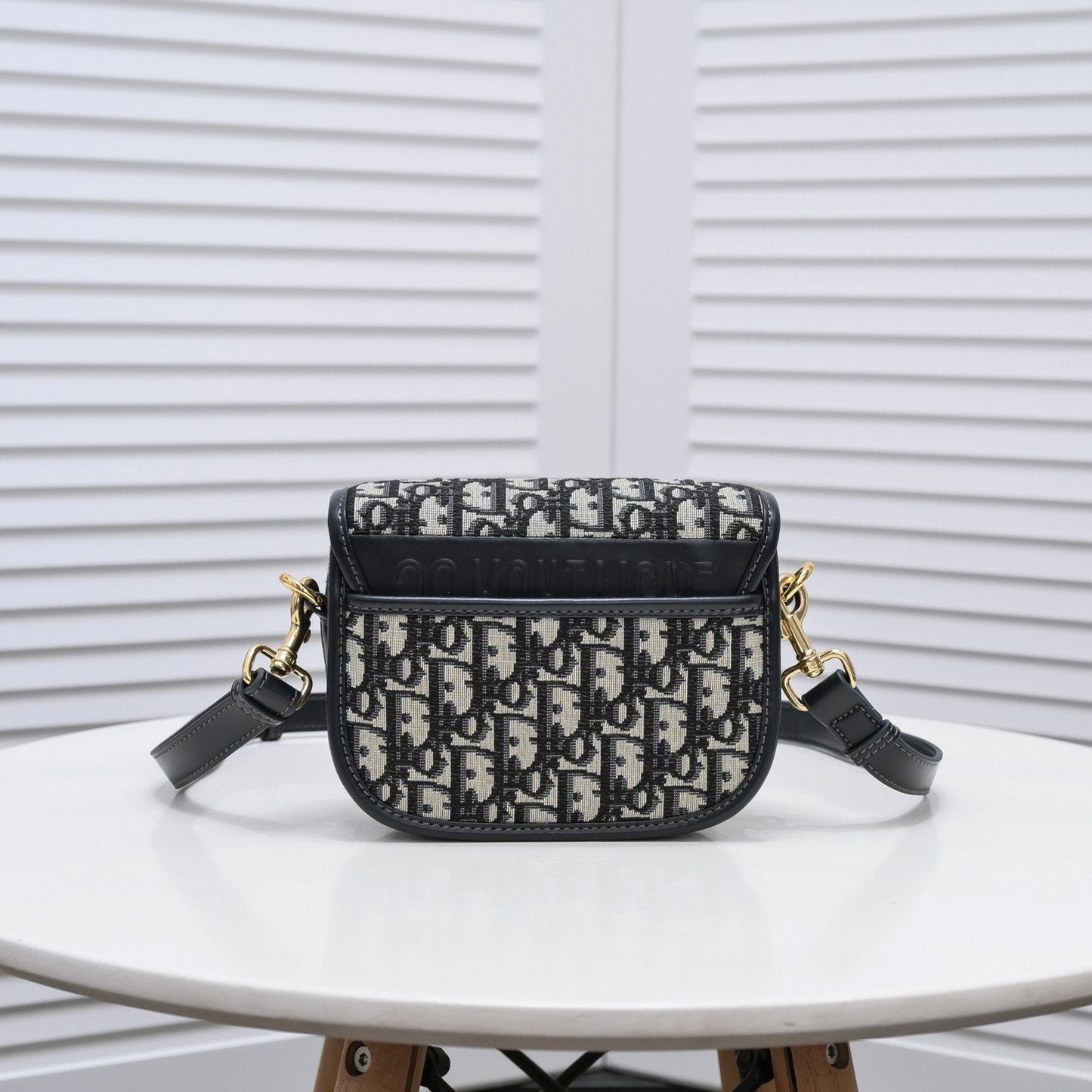 Designer Handbags DR 287