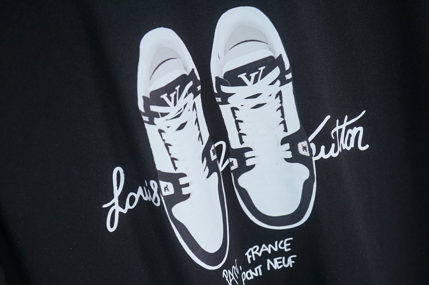 Luxury LN T-Shirt 060