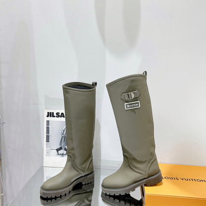High Quality  LUV BOOTS 016
