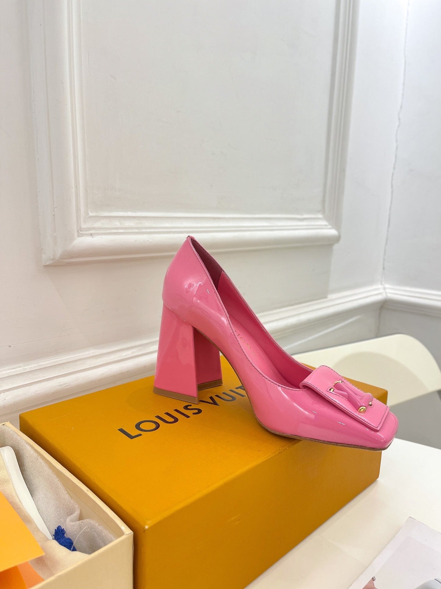 High Quality LUV High Heel Shoes 009