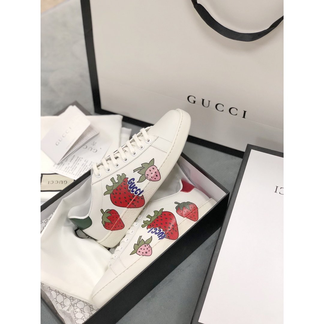 BL-GCI ACE STRAWBERRY MIRROR Sneaker 085