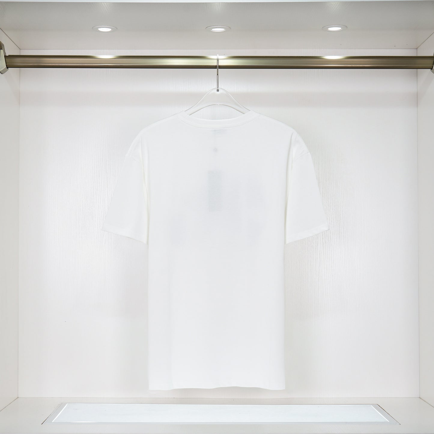 Luxury DR T-shirt 074
