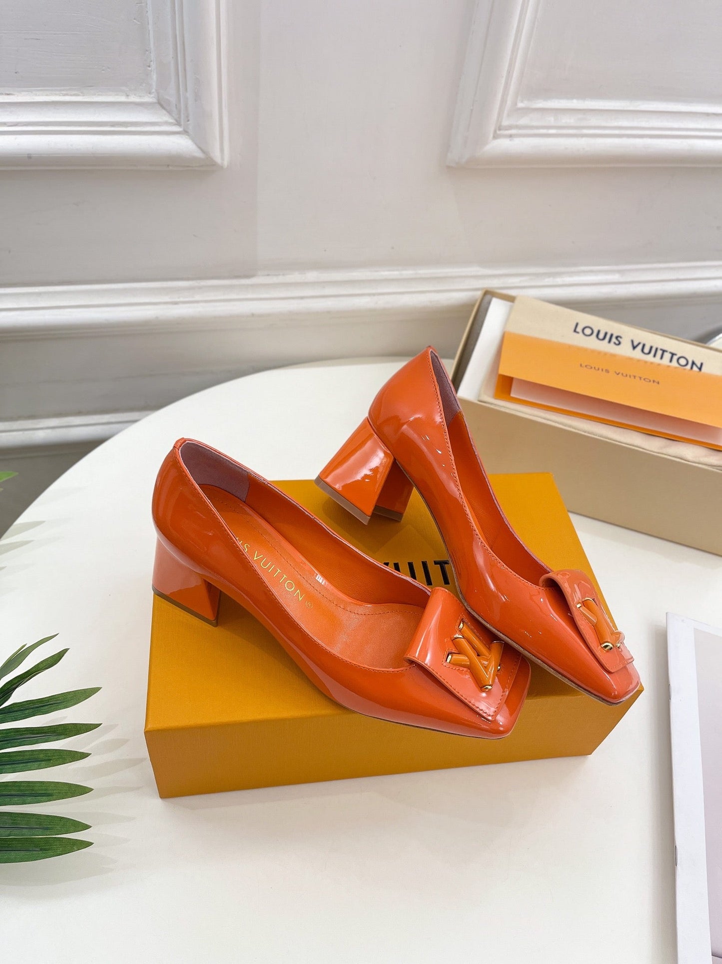High Quality LUV High Heel Shoes 034