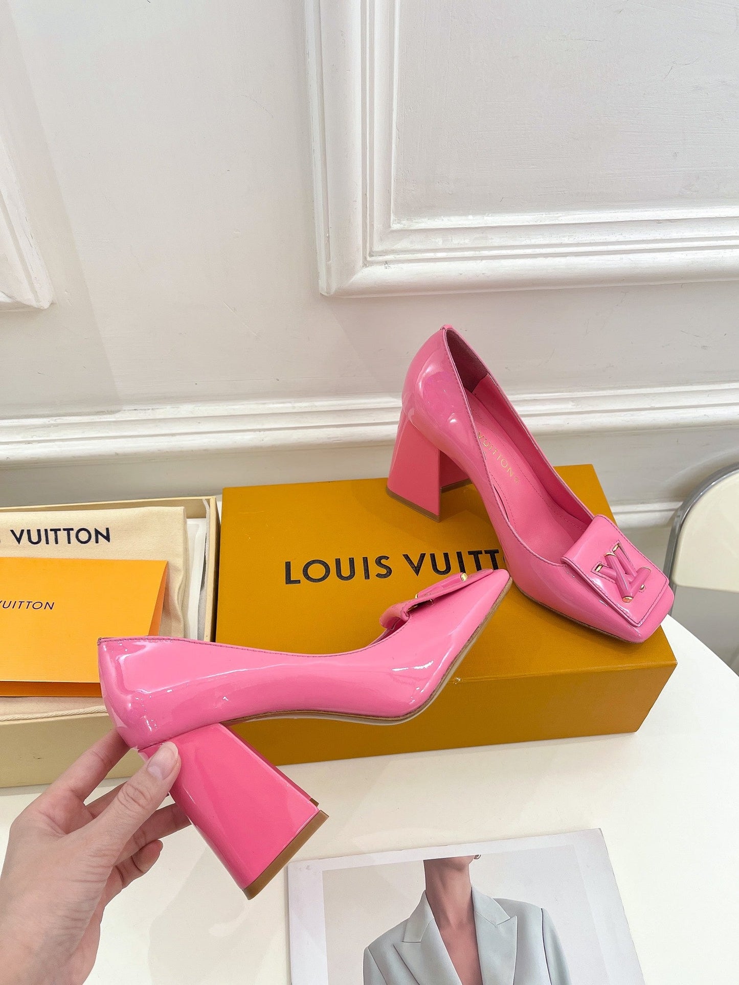 High Quality LUV High Heel Shoes 009