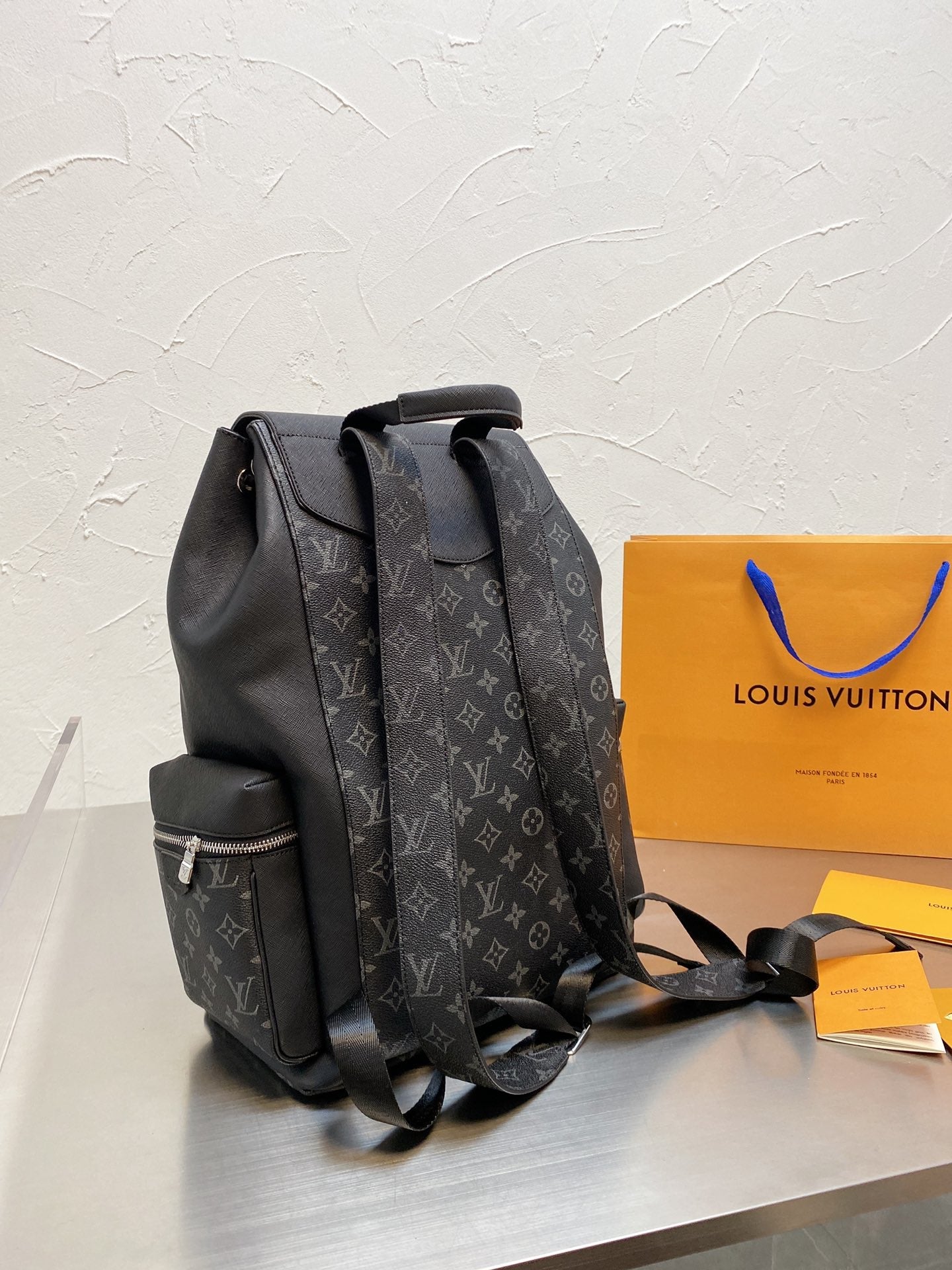 Designer Handbags LN 078