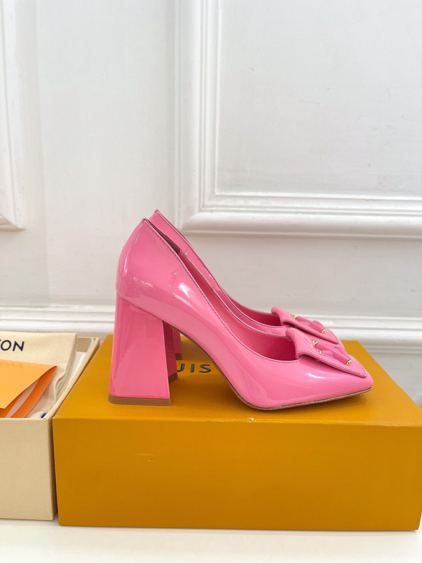 High Quality LUV High Heel Shoes 009