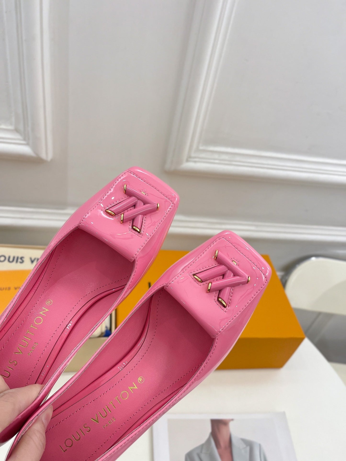 High Quality LUV High Heel Shoes 035