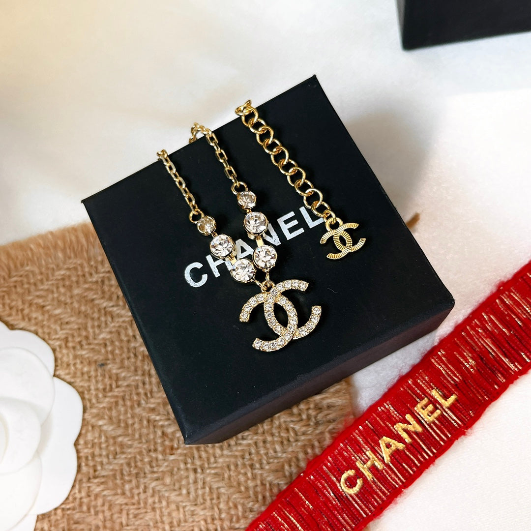 PT - Holiday Necklace CHL039