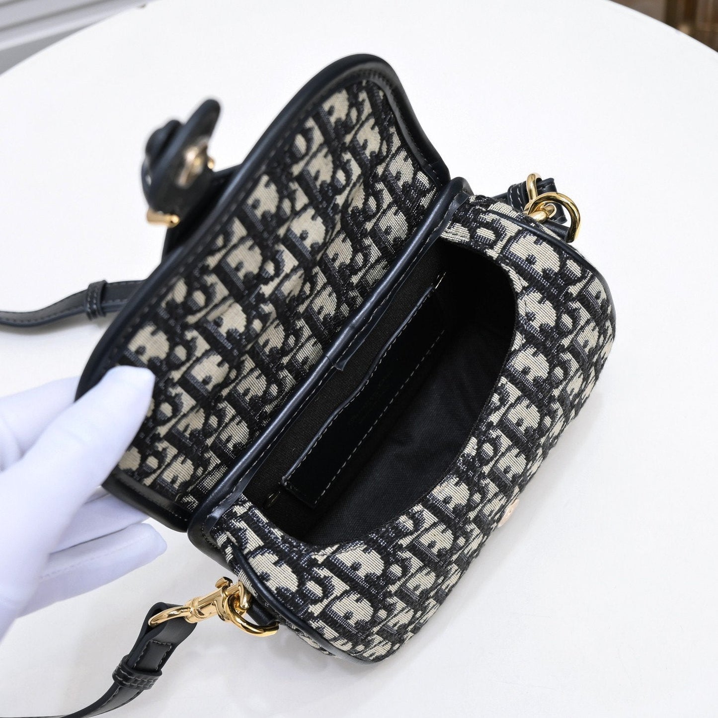 Designer Handbags DR 287